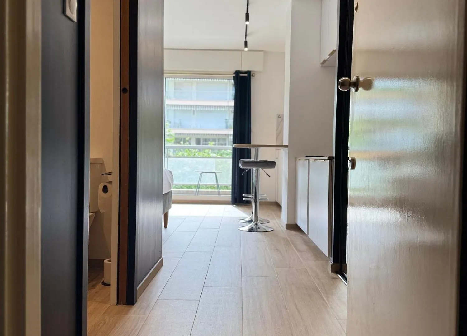 Cosy Appartement, Centre-Ville Cannes, Terrasse, Clim Cannes